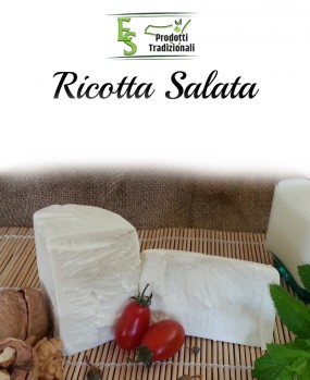 Ricotta Salata prodotta in Sicilia
